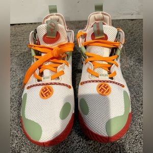 Adidas Harden vol 6 size 10.5